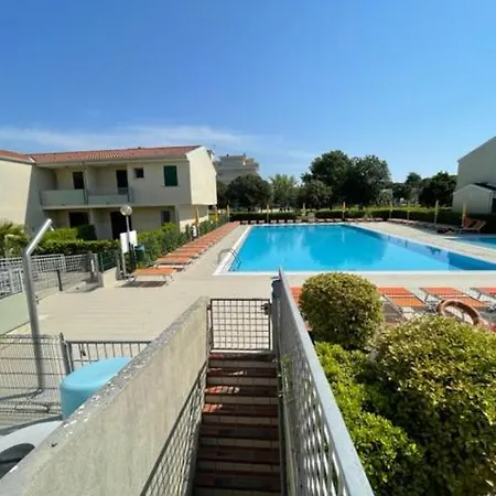 Apartament With Swimming Pool Appartement Caorle